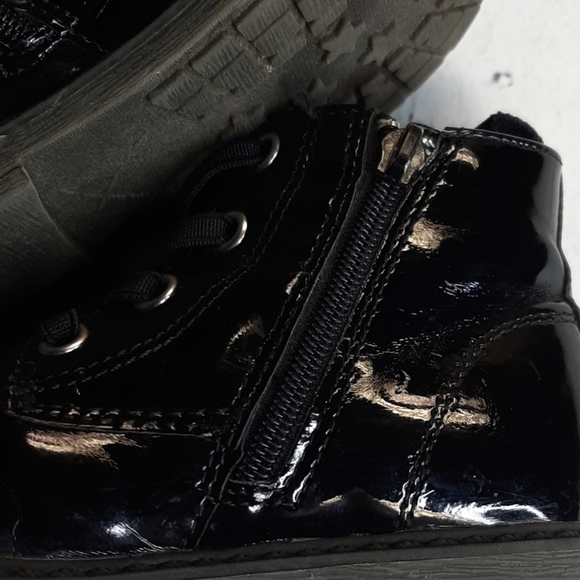 Harper Canyon Black Patent Boots - Picture 6 of 8